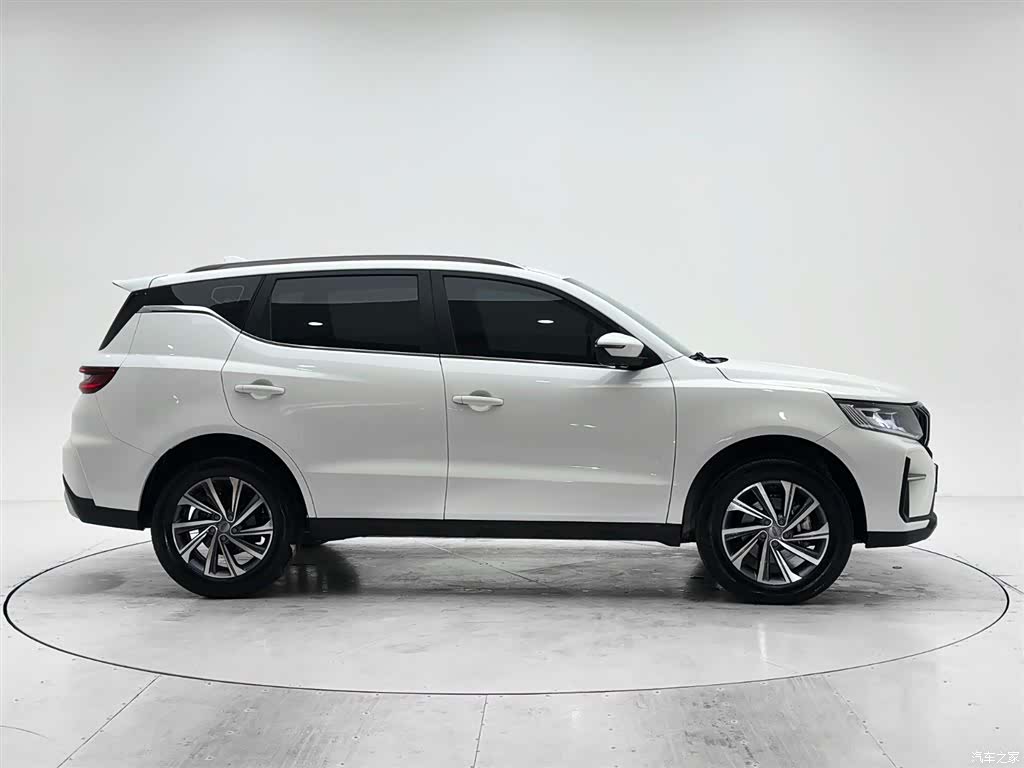 Geely X6, 2021 9