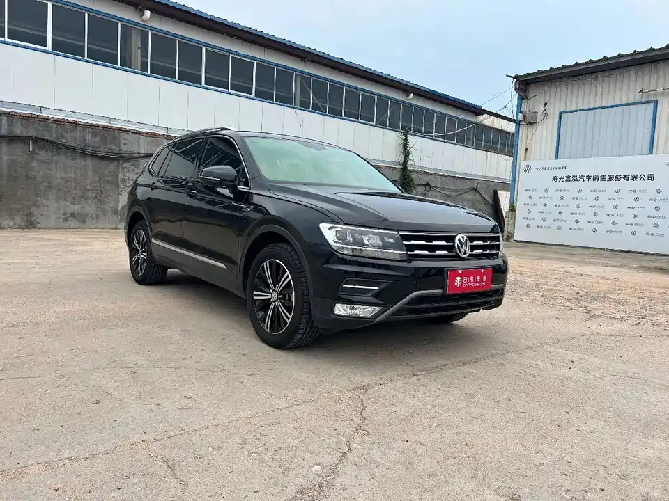 Volkswagen Tiguan L