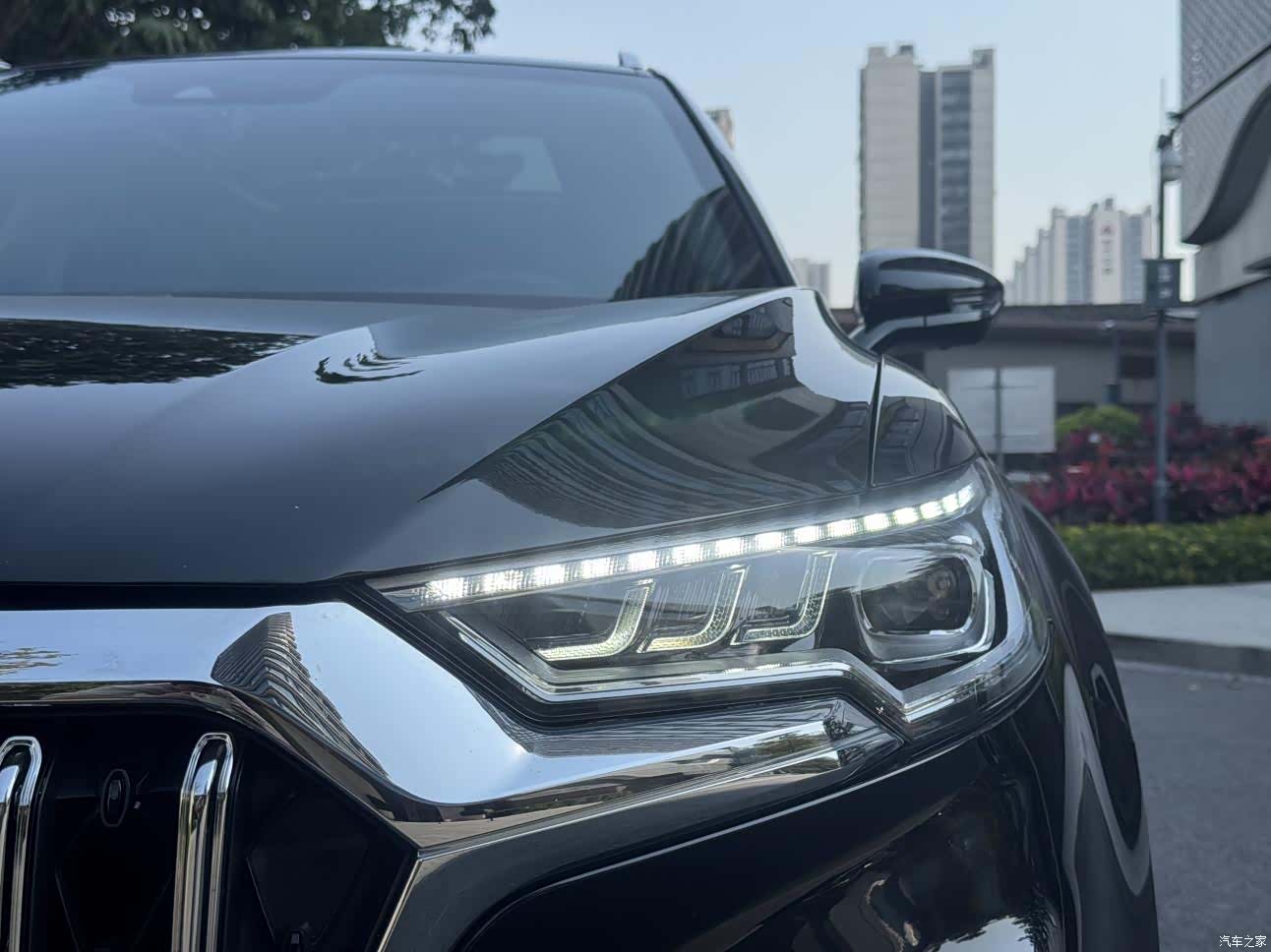 Hongqi HS5, 2022 4