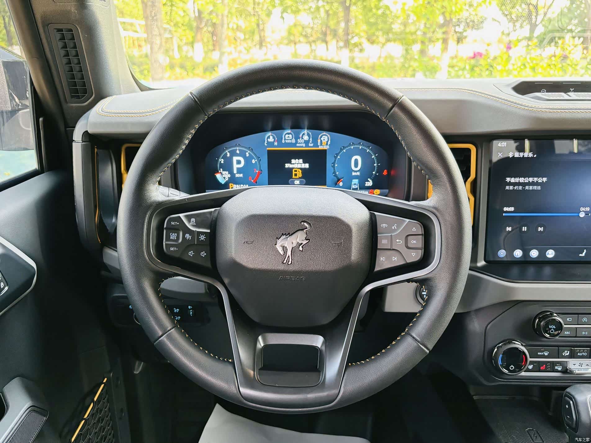 Ford Bronco, 2025 14