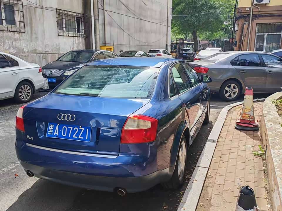 Audi A4