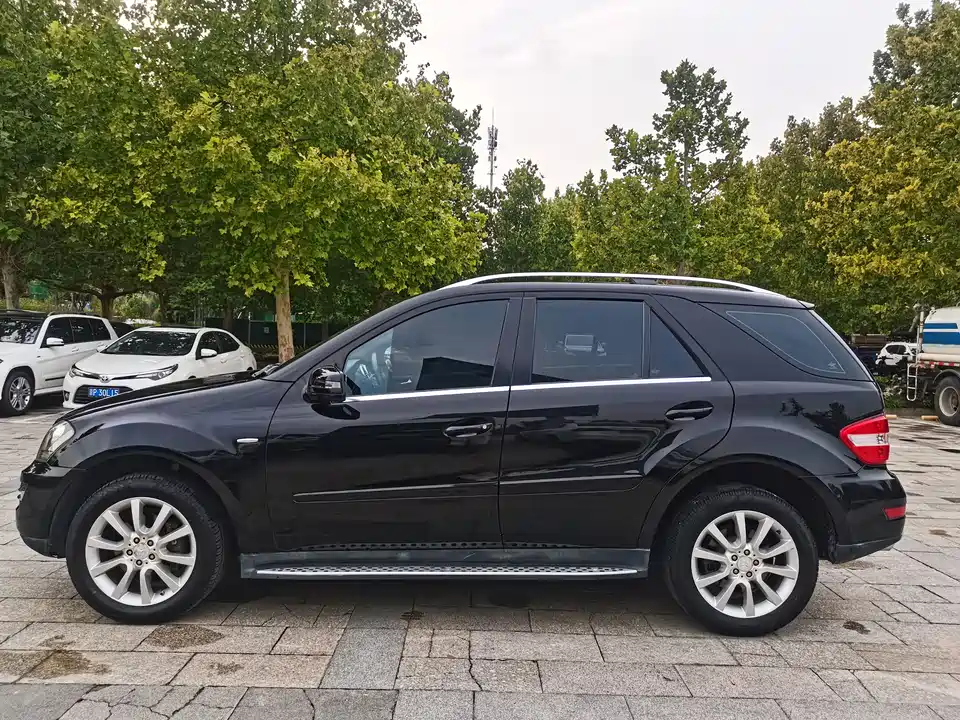 Mercedes-Benz M class