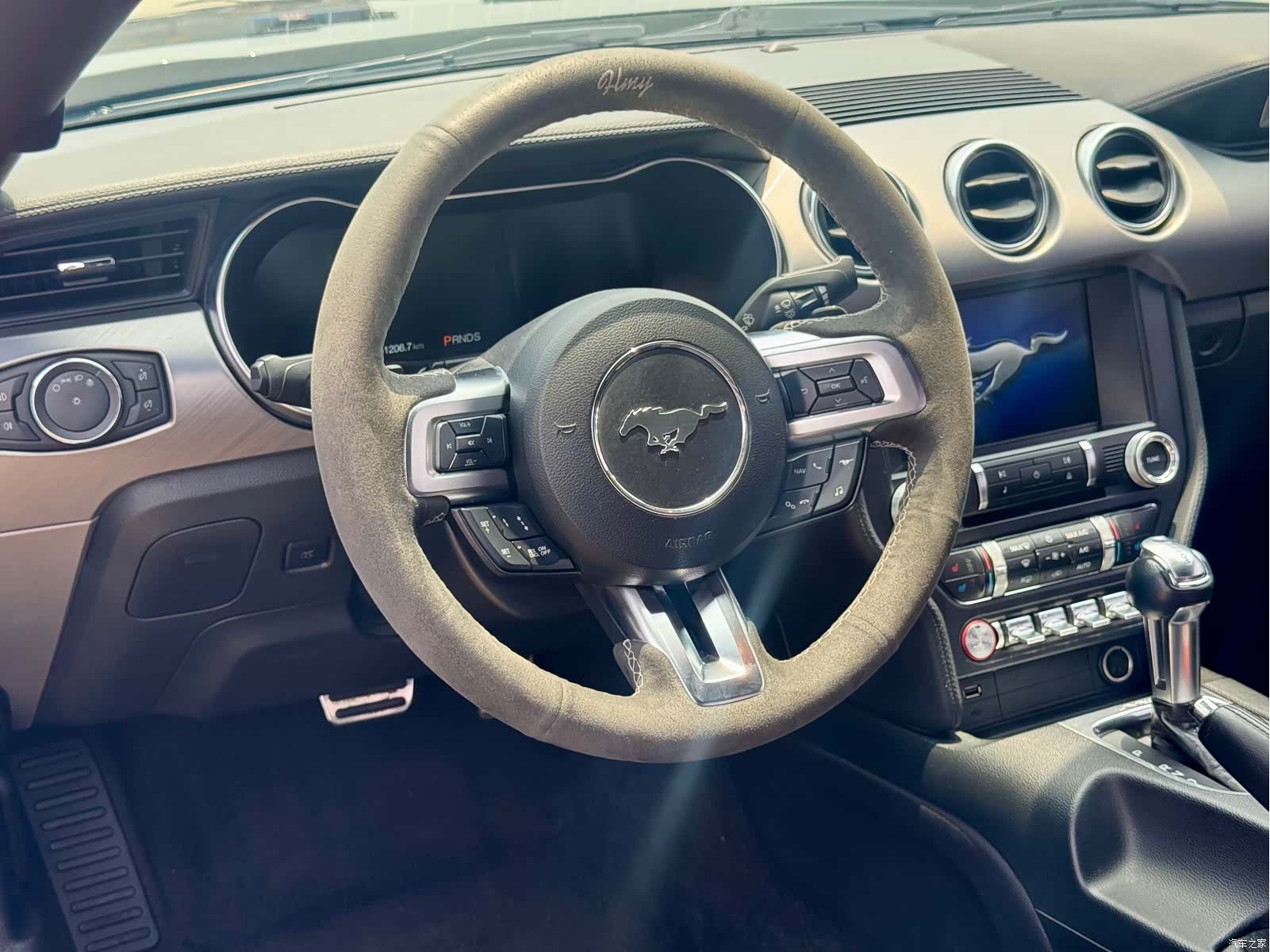 Ford Mustang, 2020 4