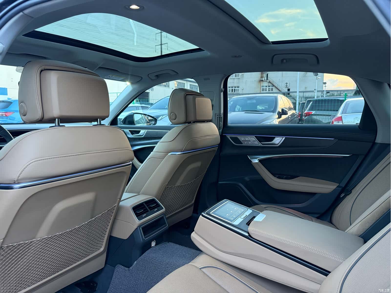 Audi A6L, 2021 26
