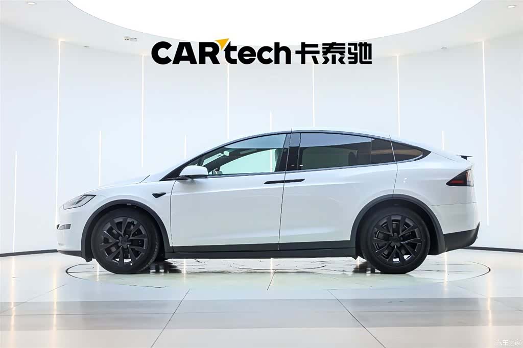 Tesla Model X, 2023 3