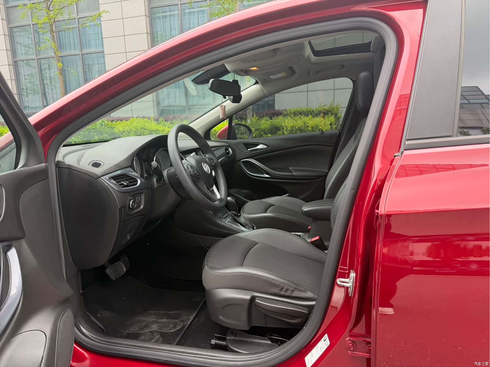 Buick Verano, 2019 9