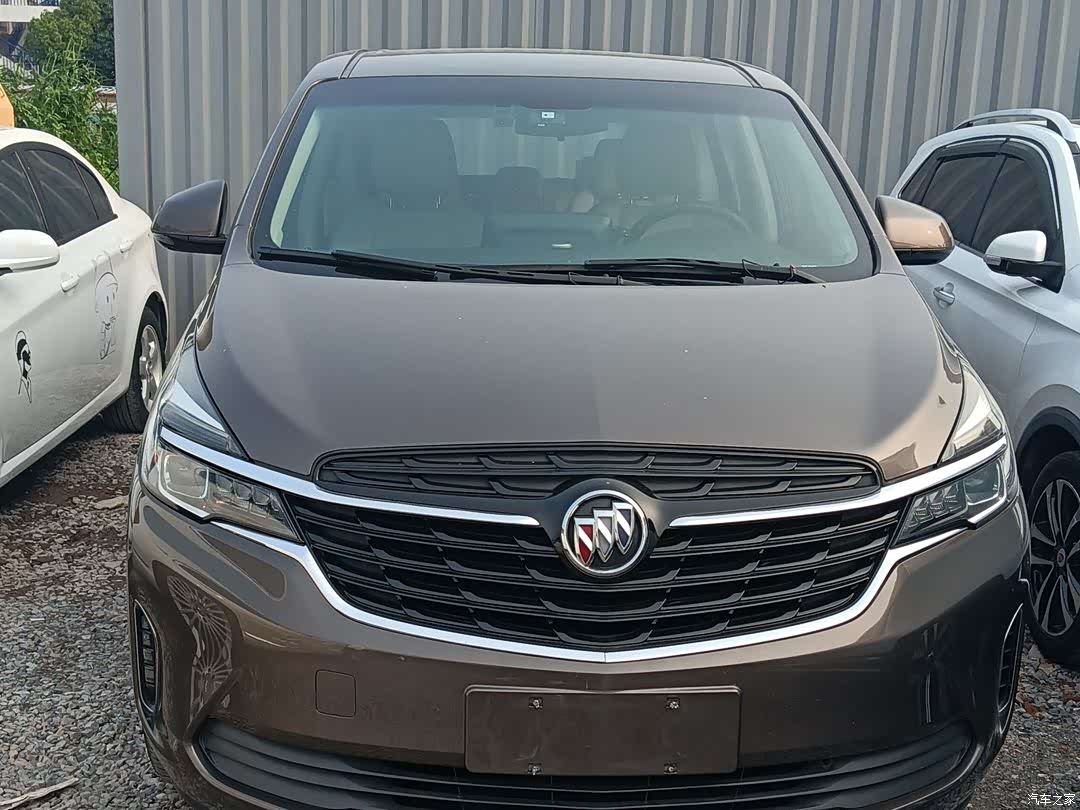 Buick GL8, 2023 1
