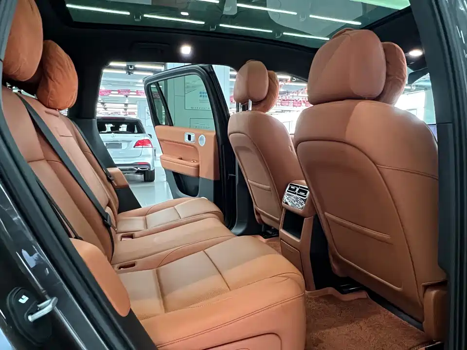 Li Auto Ideal L6