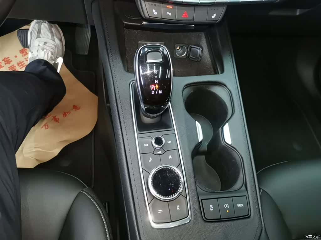 Cadillac XT4, 2020 14