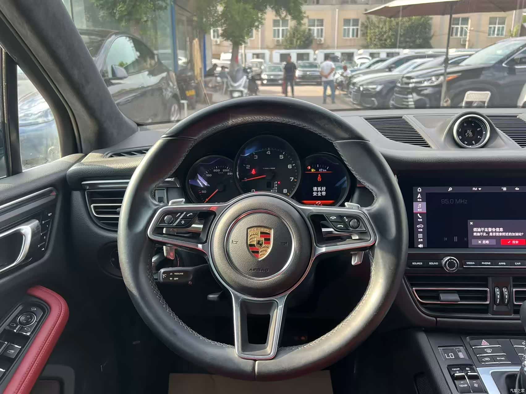 Porsche Macan, 2021 16
