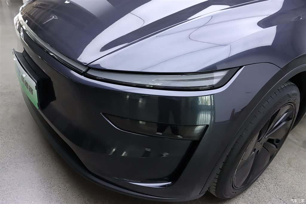 Tesla Model Y, 2025 29