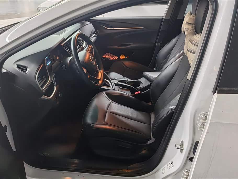 Buick Yinglang