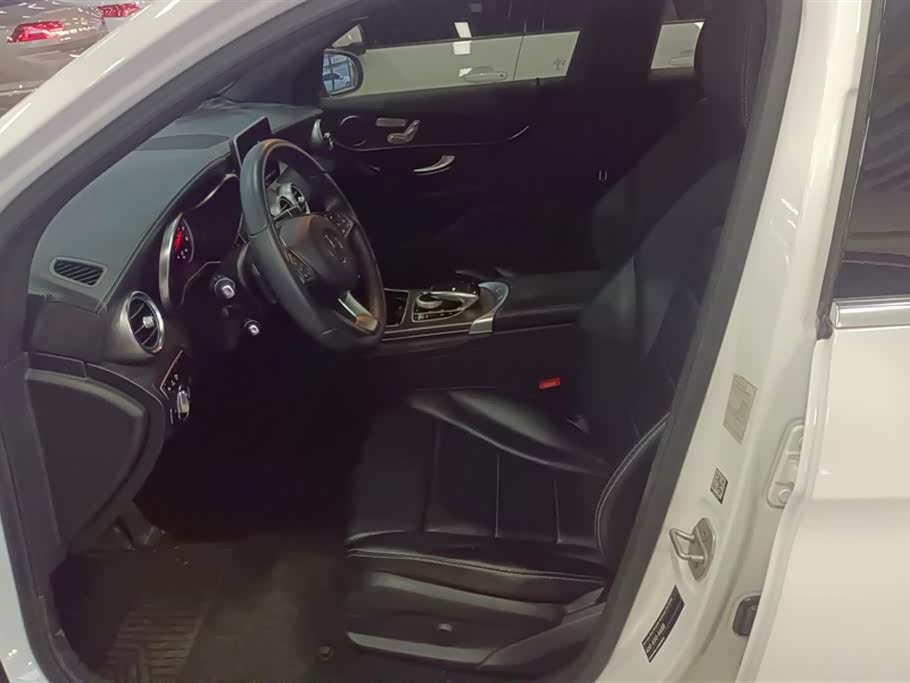 Mercedes-Benz GLC Mercedes-Benz GLC