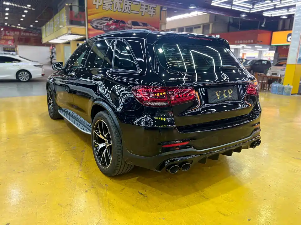 Mercedes-Benz GLC AMG