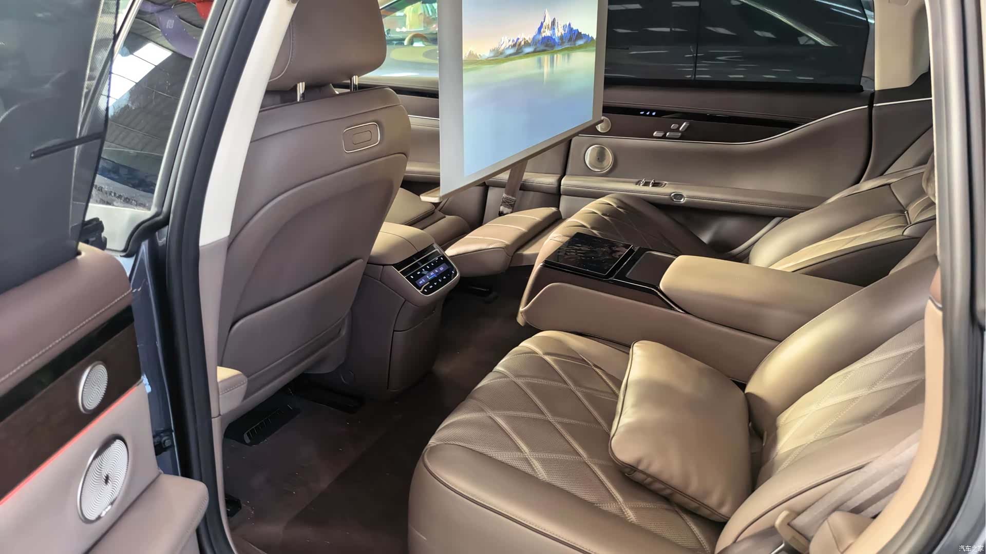 Stelato S9, 2025 16