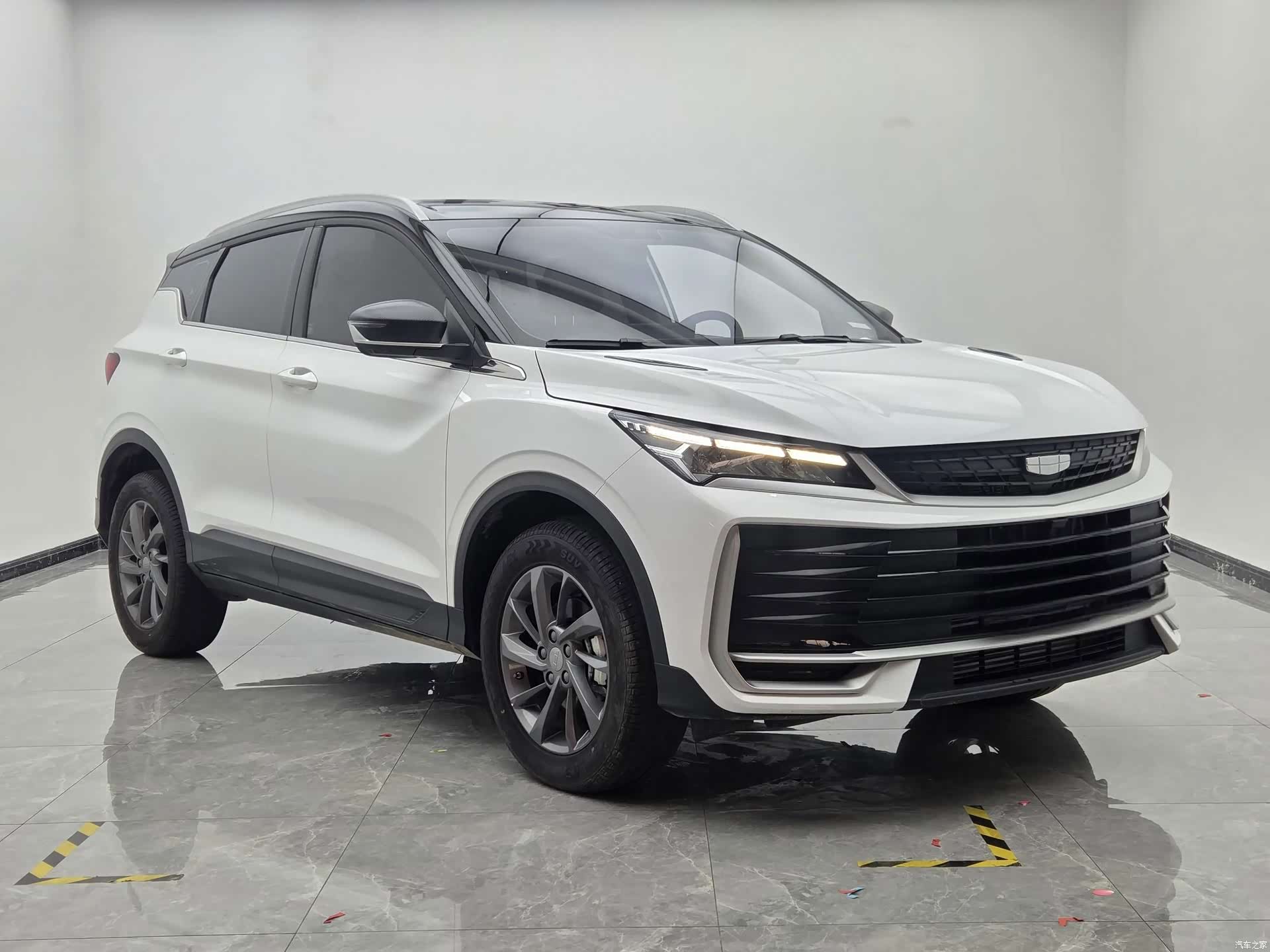 Geely Coolray, 2026 3