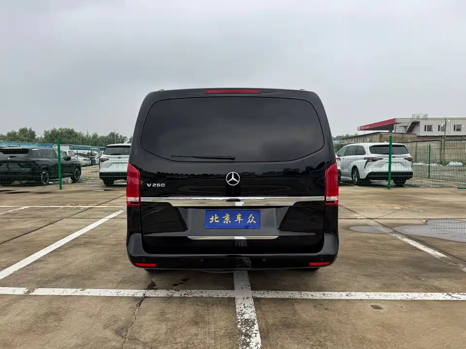 Mercedes-Benz V-class