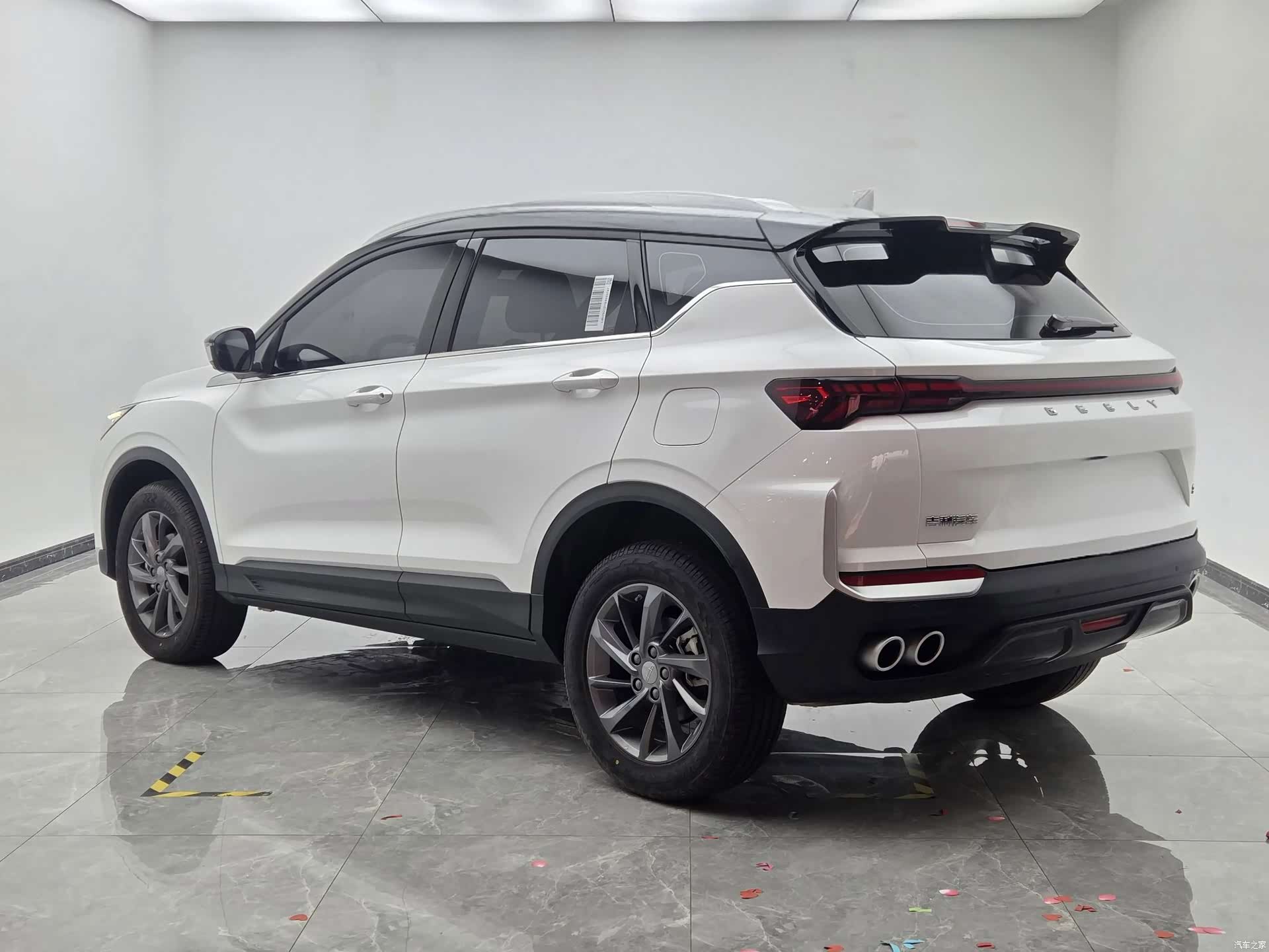 Geely Coolray, 2026 4