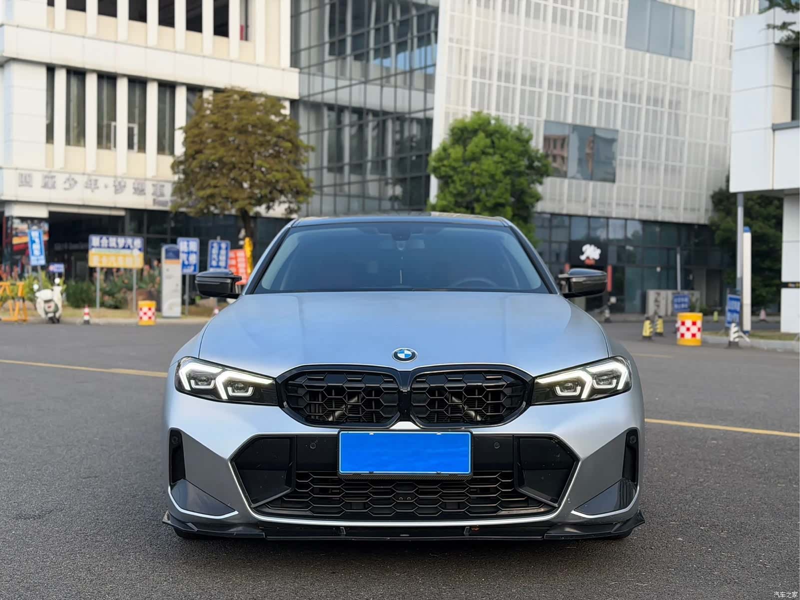BMW 3 Series, 2023 2