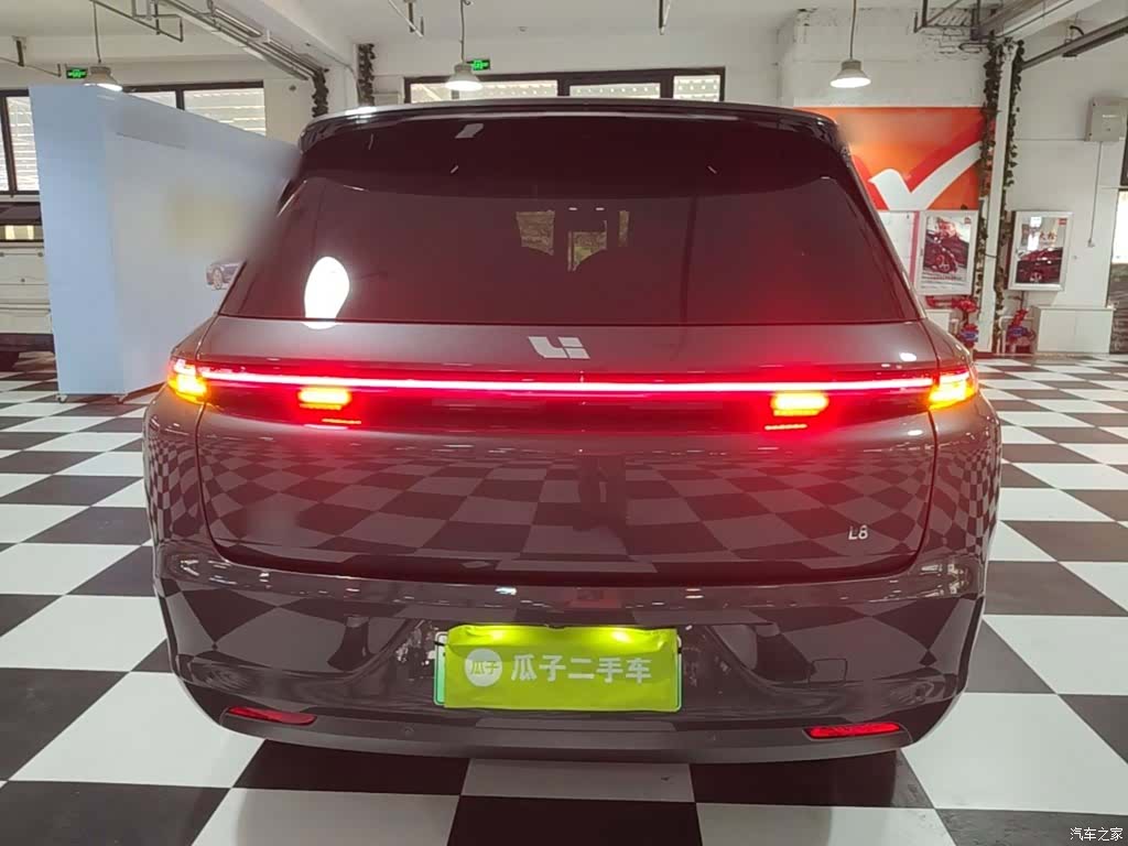 Li Auto L8, 2023 6