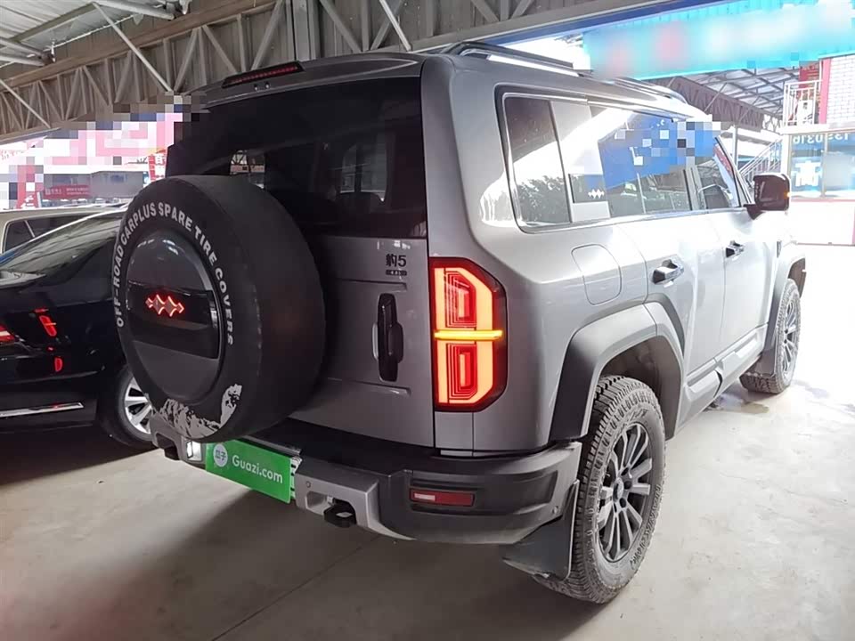 BYD Leopard 5 BYD Leopard 5