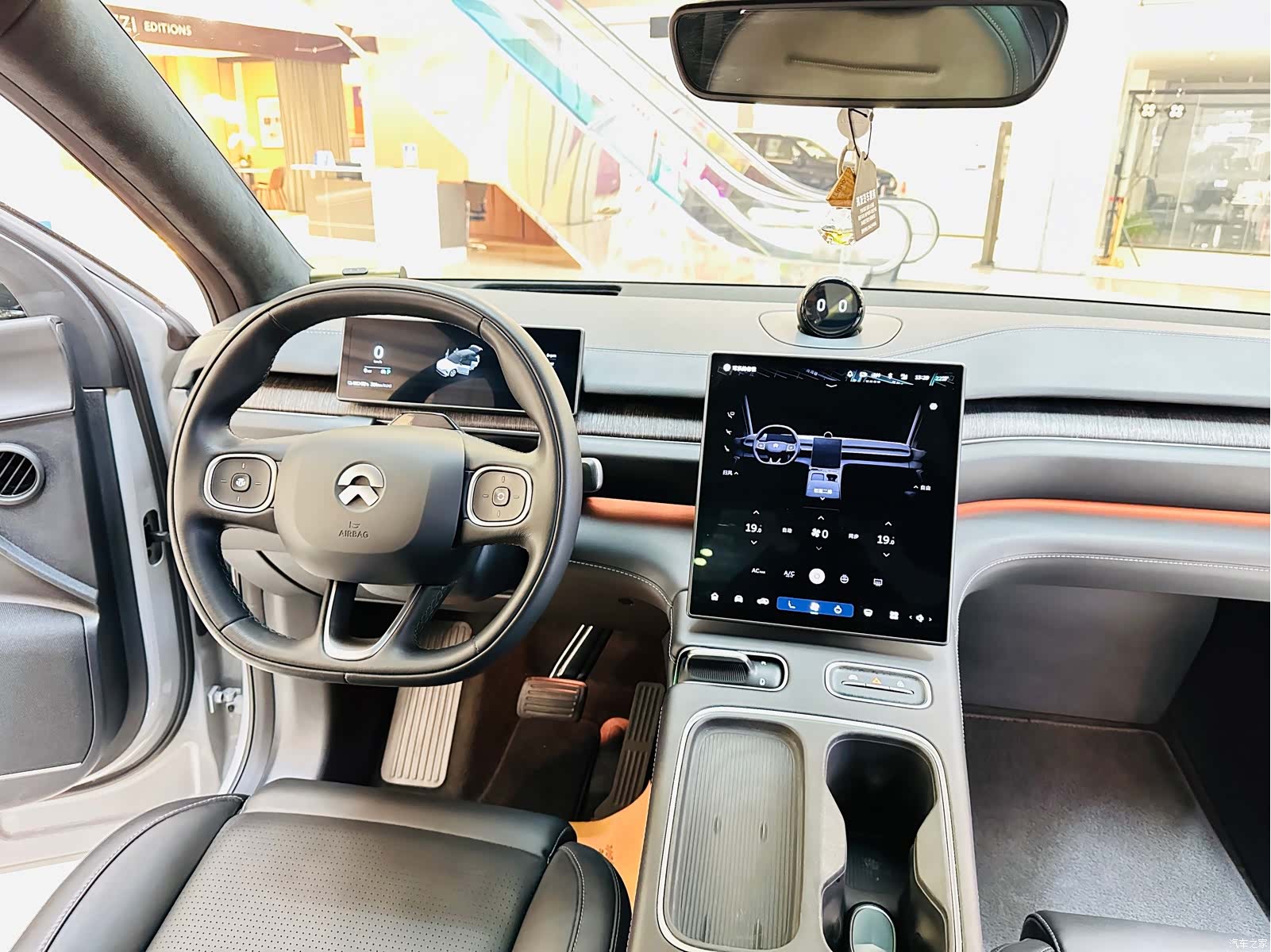NIO ES6, 2023 13