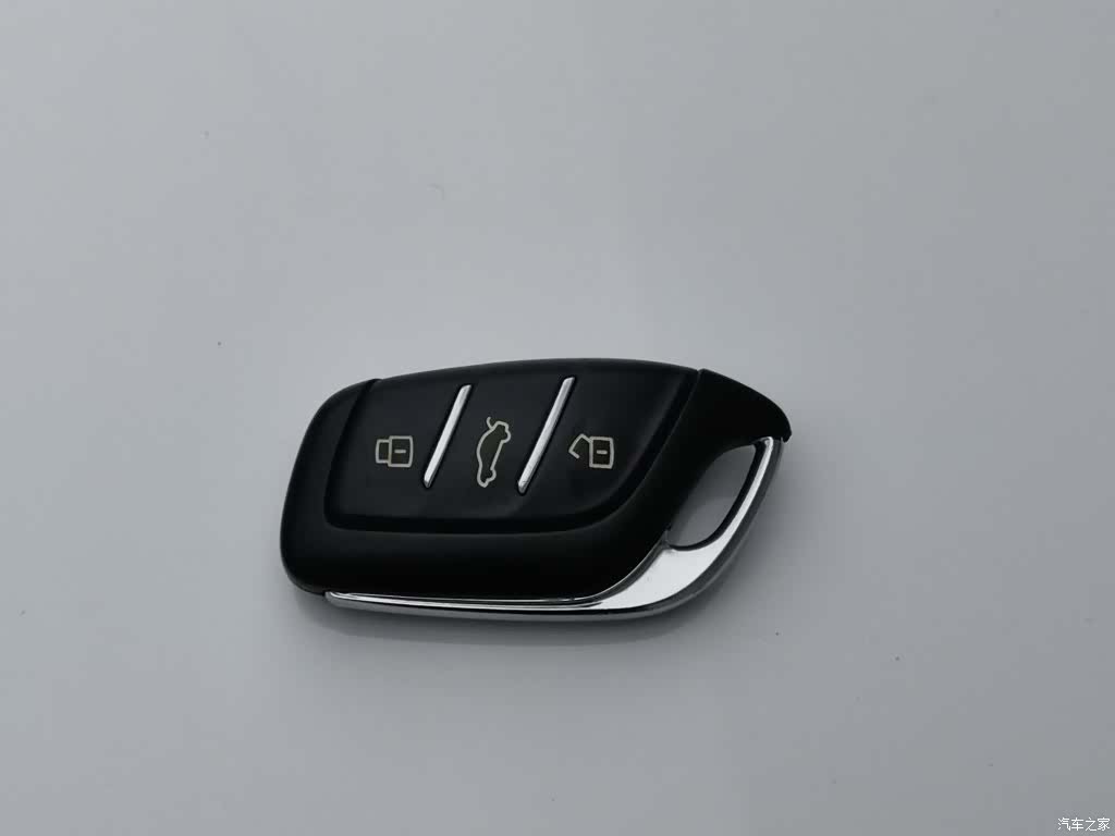 Roewe i5, 2019 19
