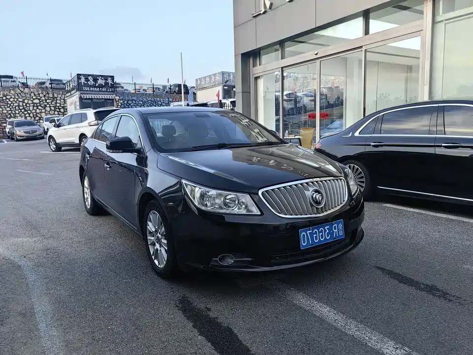 Buick Lacrosse