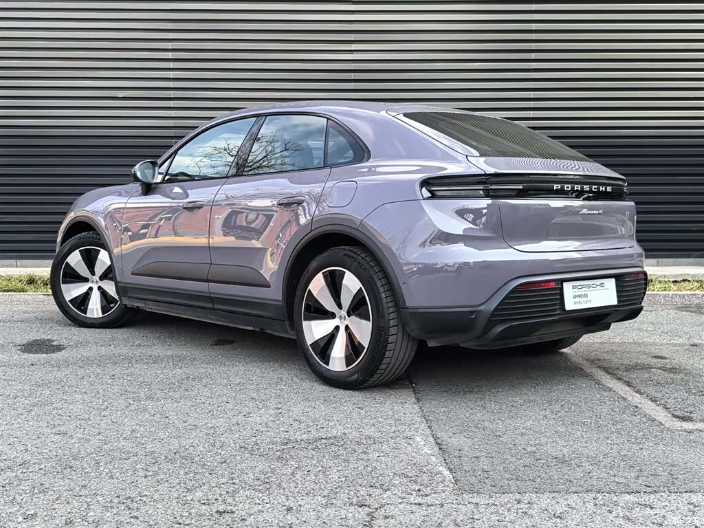 Porsche Macan, 2025 3
