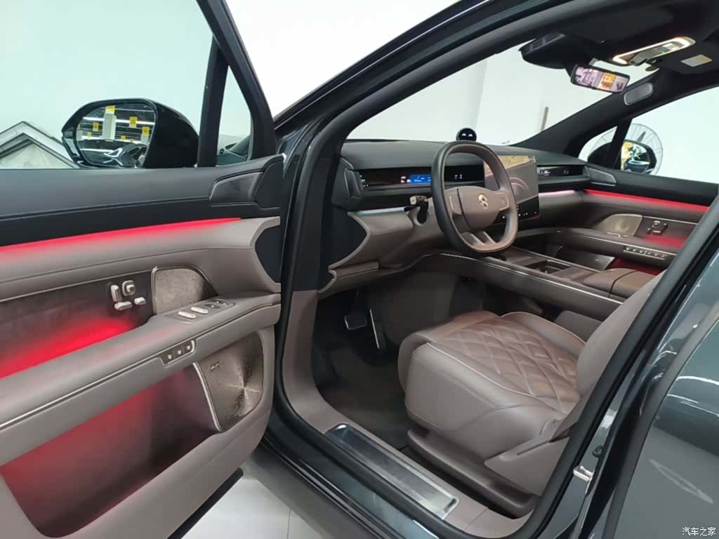 NIO ES8, 2025 12