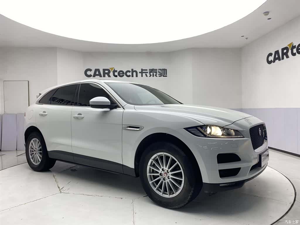 Jaguar F-PACE, 2017 2