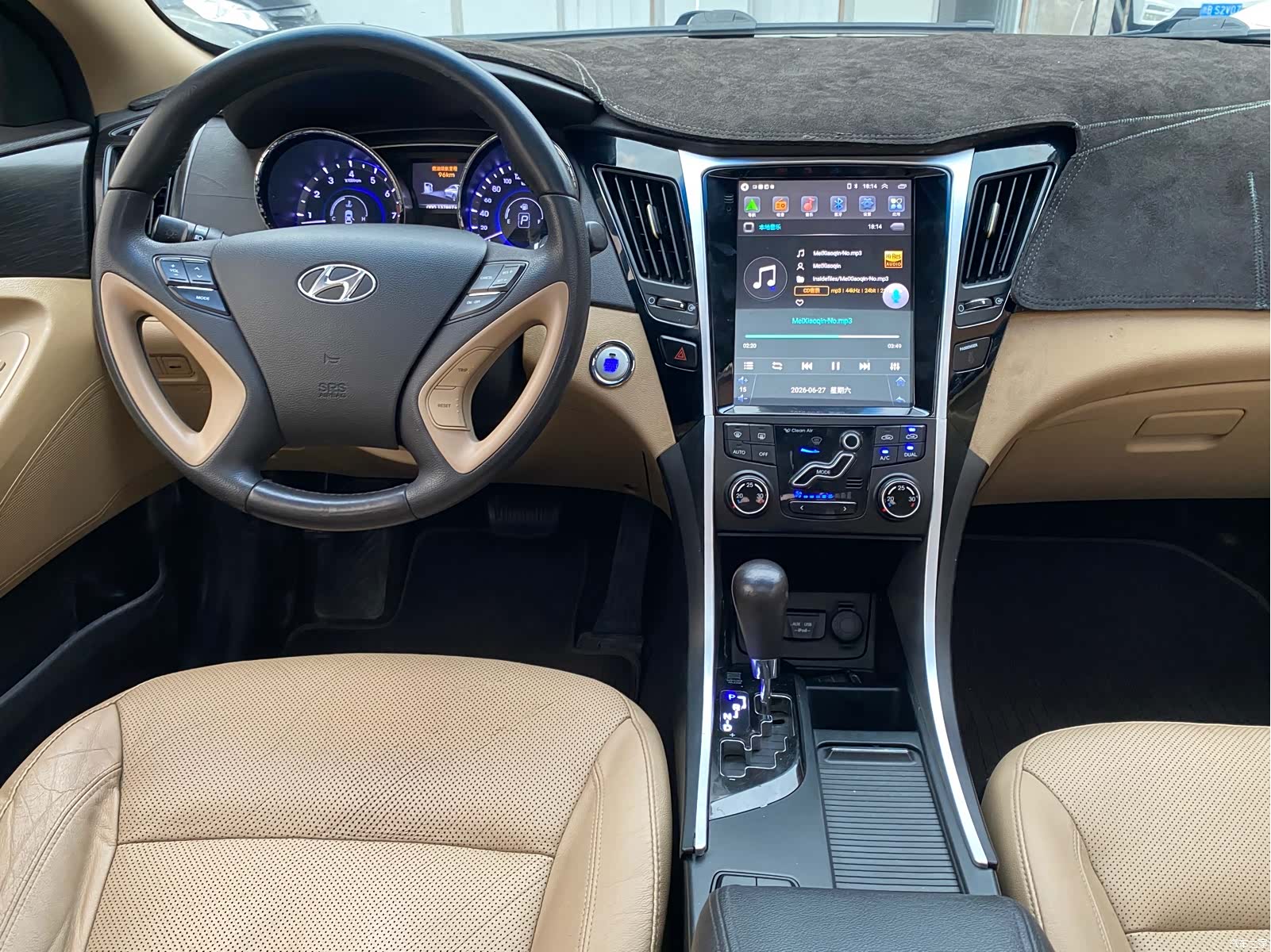 Hyundai Sonata, 2011 6