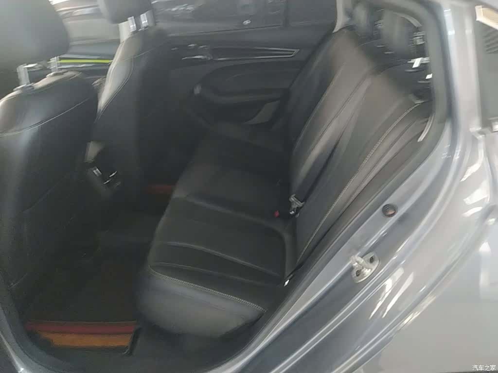 Roewe i5, 2022 17