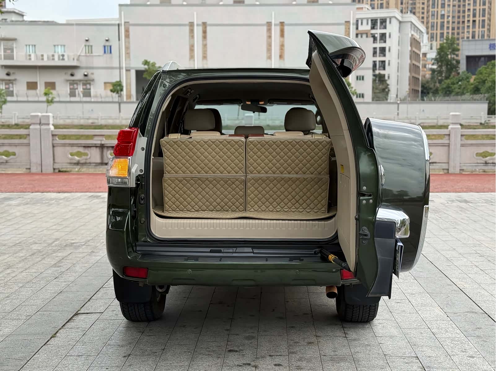 Toyota Prado, 2014 9