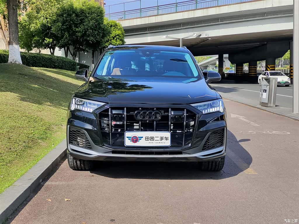 Audi Q7, 2024 2