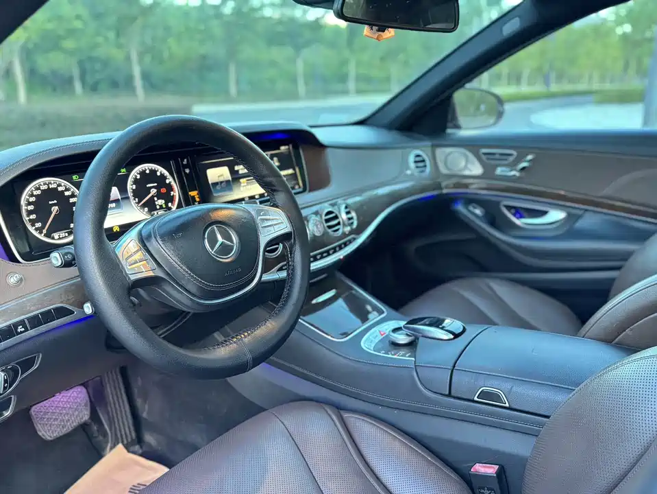 Mercedes-Benz S-class Mercedes-Benz S-class