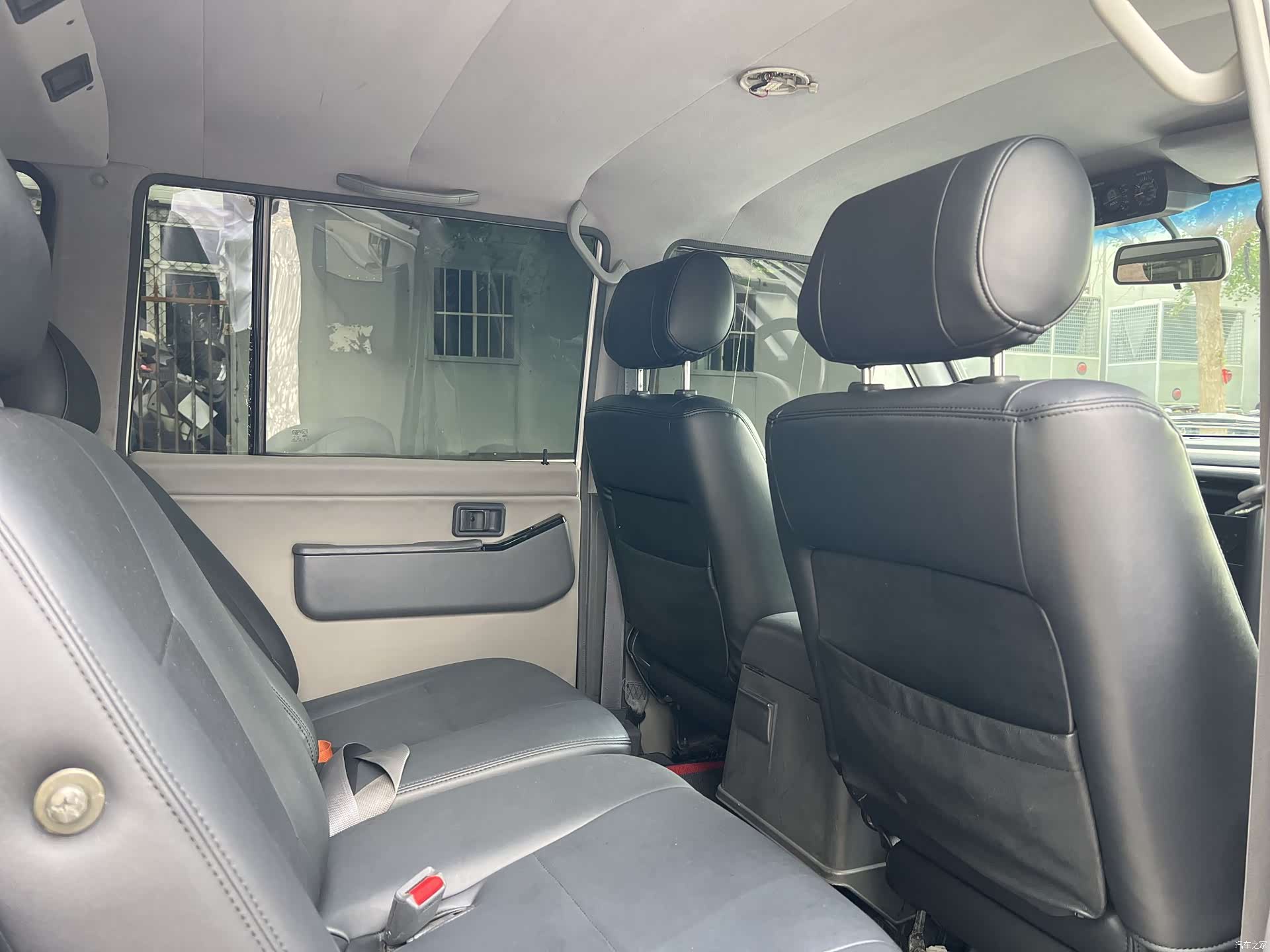 Nissan Patrol, 2002 28