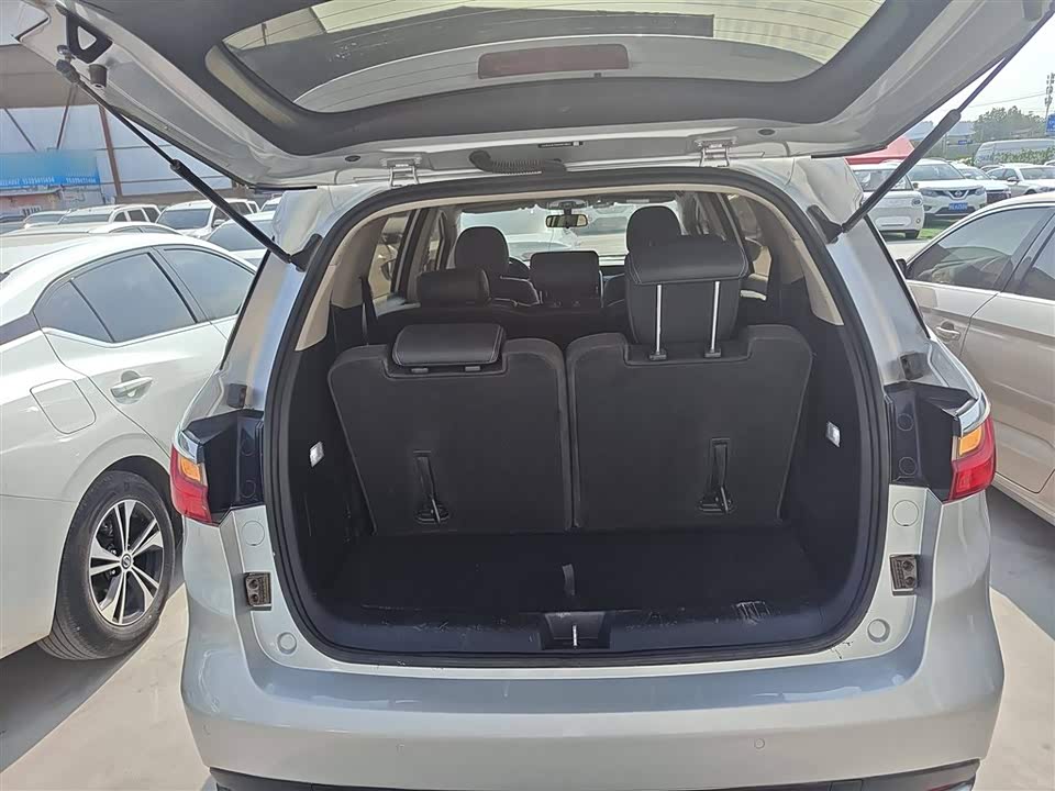 BYD Song MAX BYD Song MAX