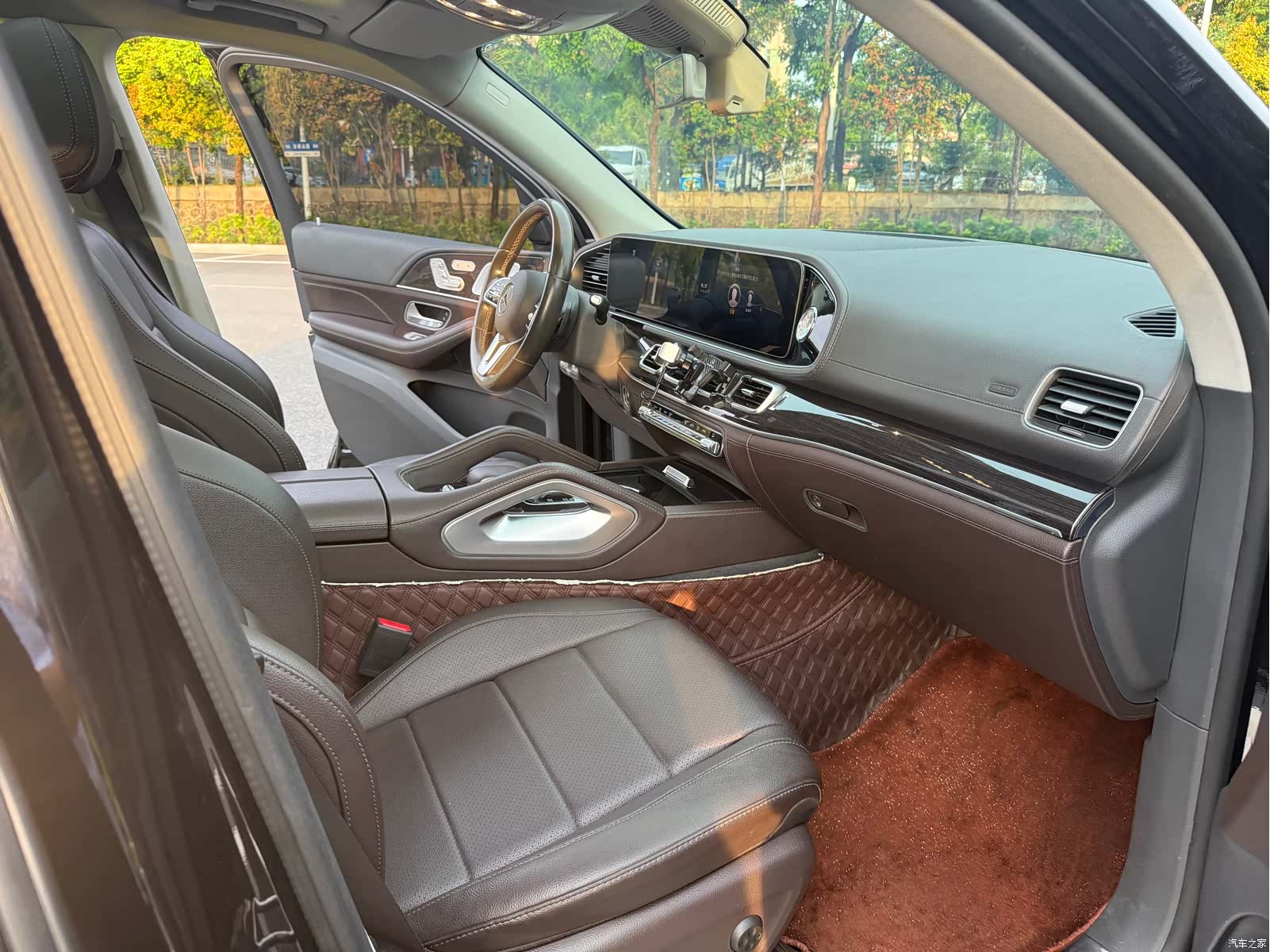 Mercedes-Benz GLS, 2020 13