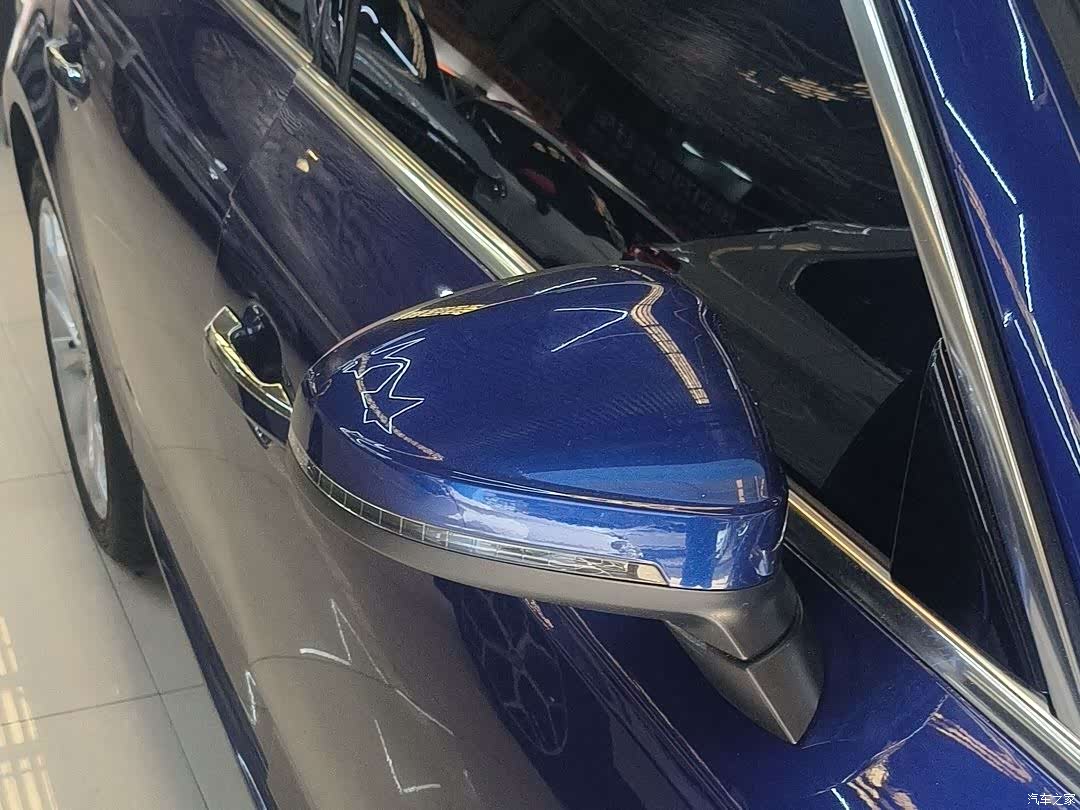 Audi A4L, 2019 4