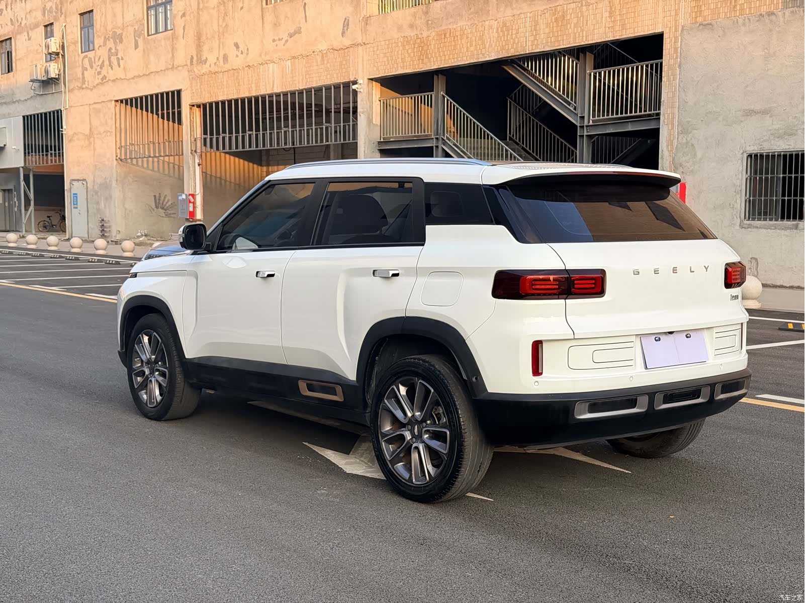 Geely Icon, 2022 7