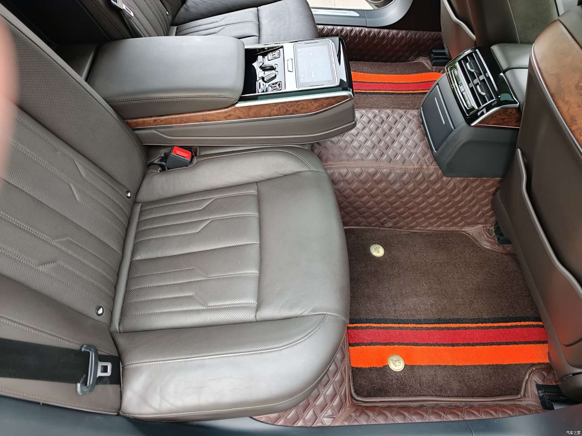 Audi A8L, 2020 15