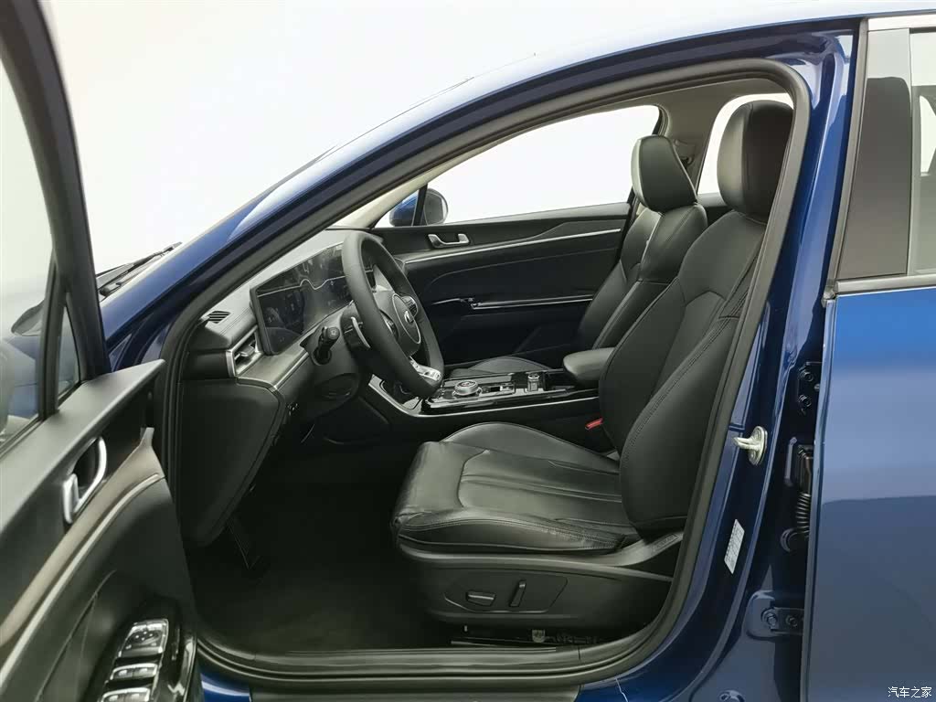 Kia K5, 2020 10