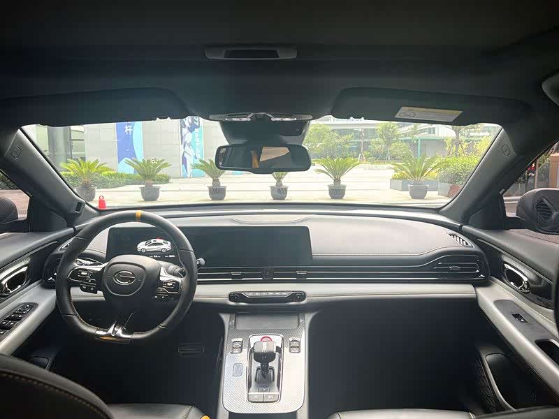 Trumpchi Shadow Leopard