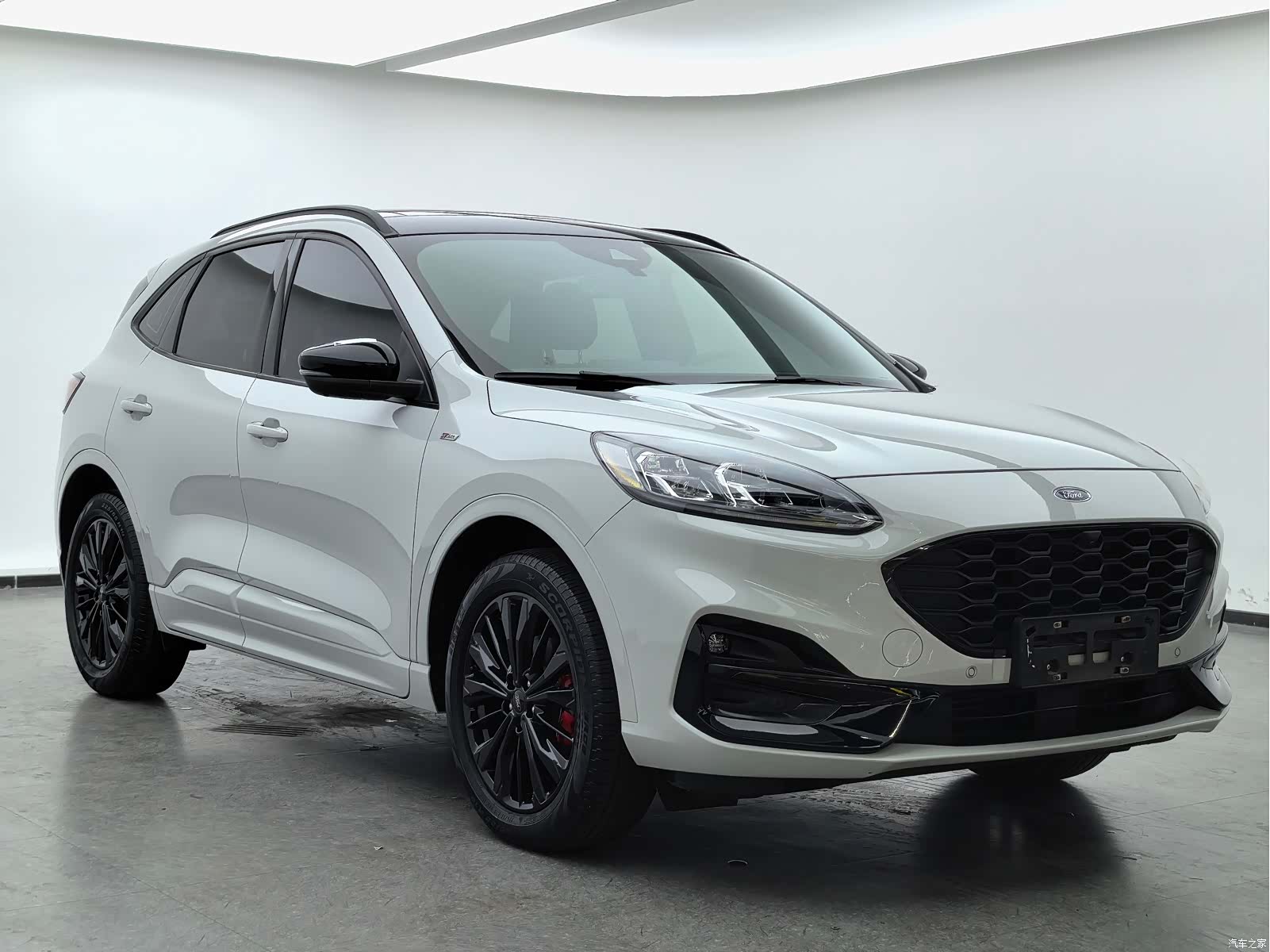 Ford Escape, 2023 3