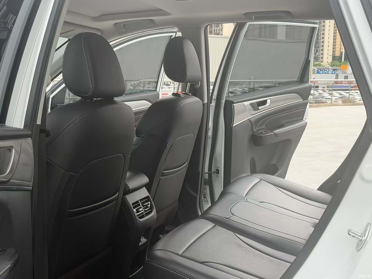 Haval M6, 2022 все фото