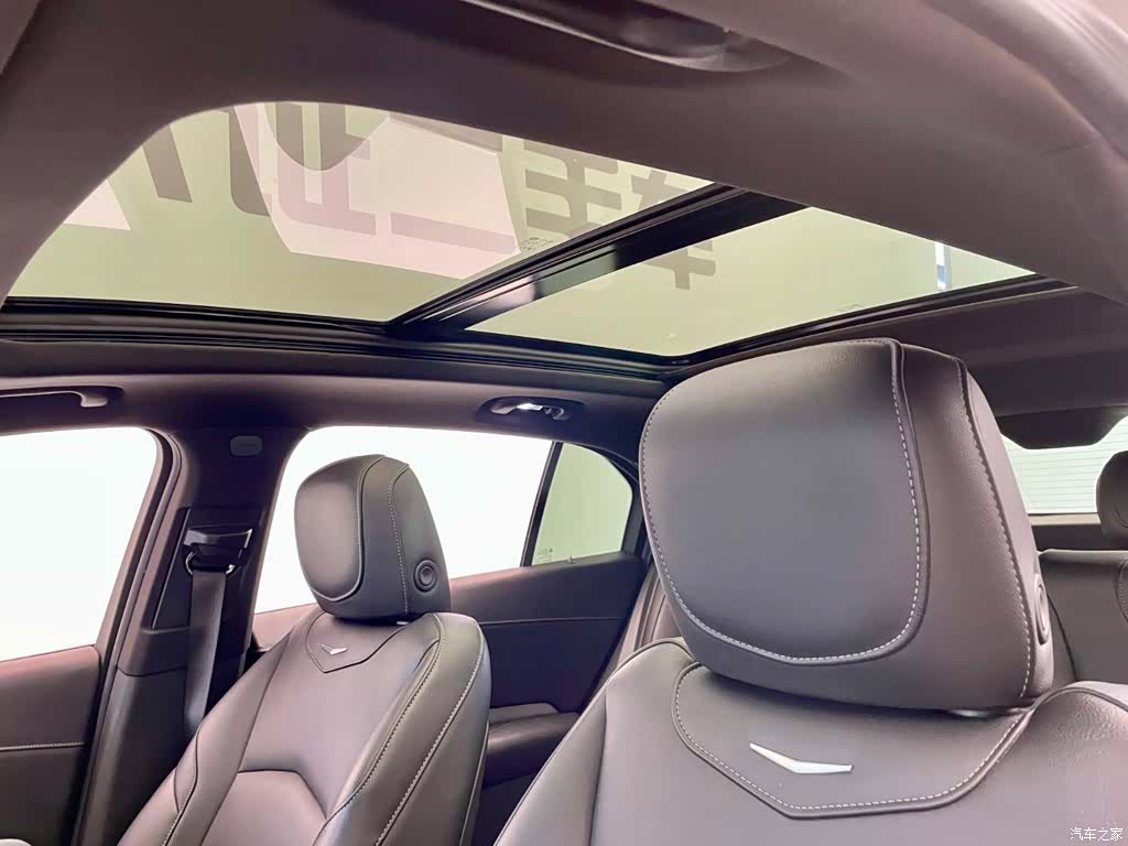 Cadillac XT4, 2021 16