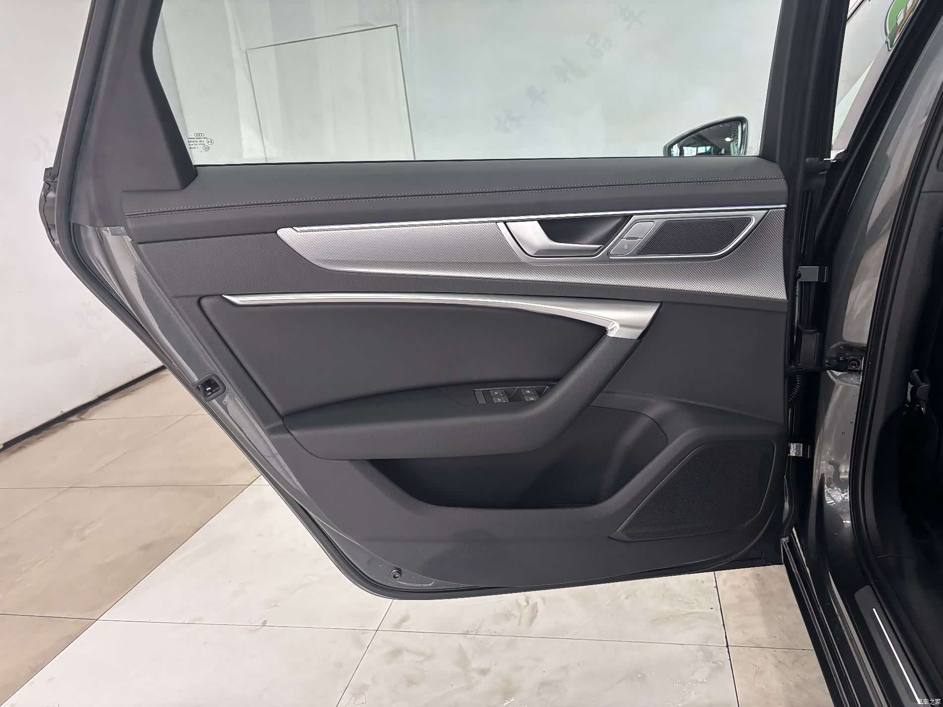 Audi A6L, 2024 22