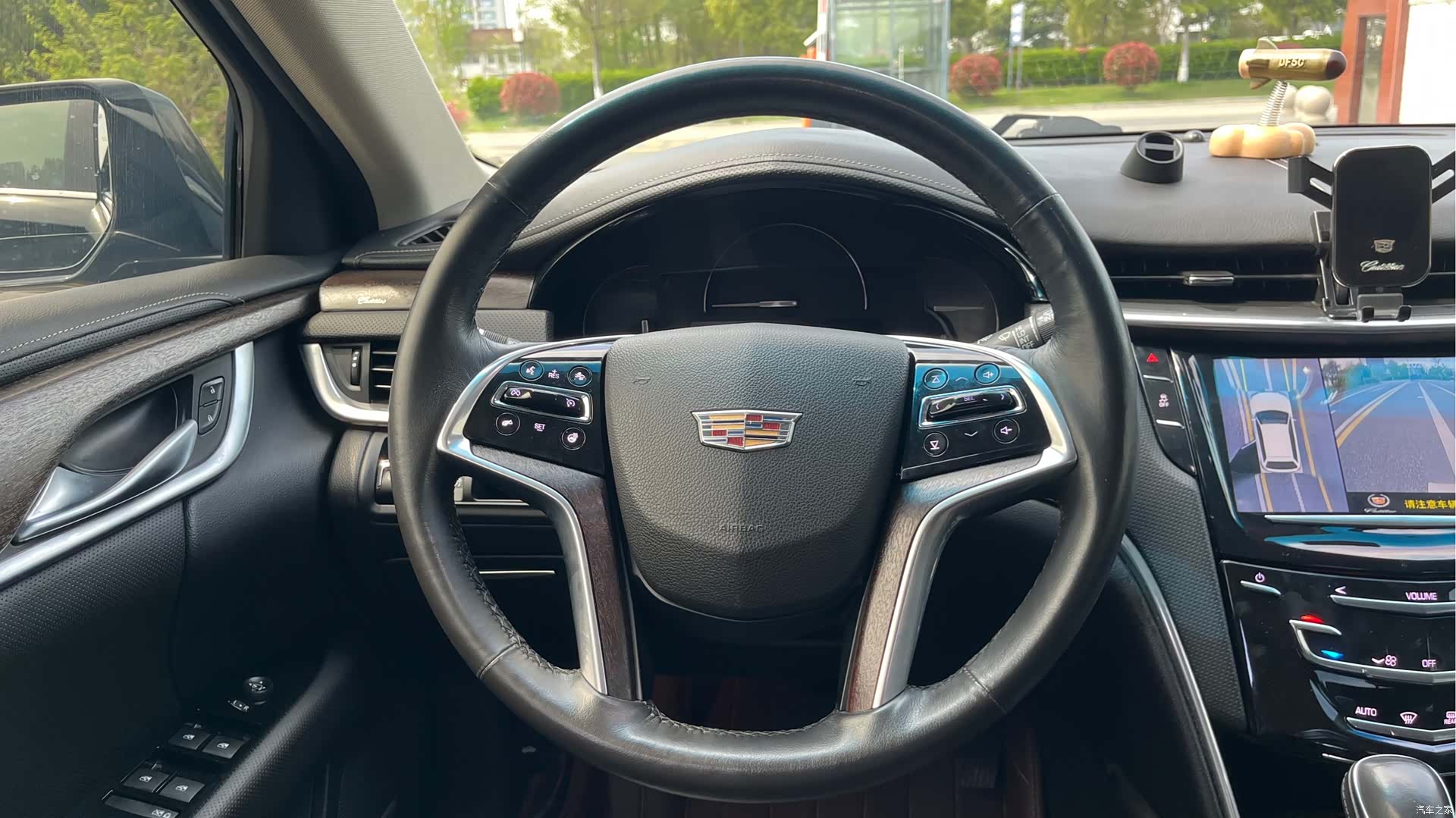 Cadillac XTS, 2019 9