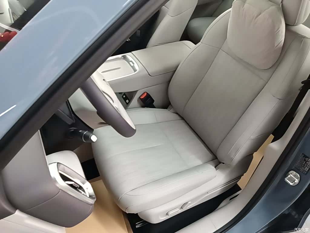 Leapmotor B10, 2025 15